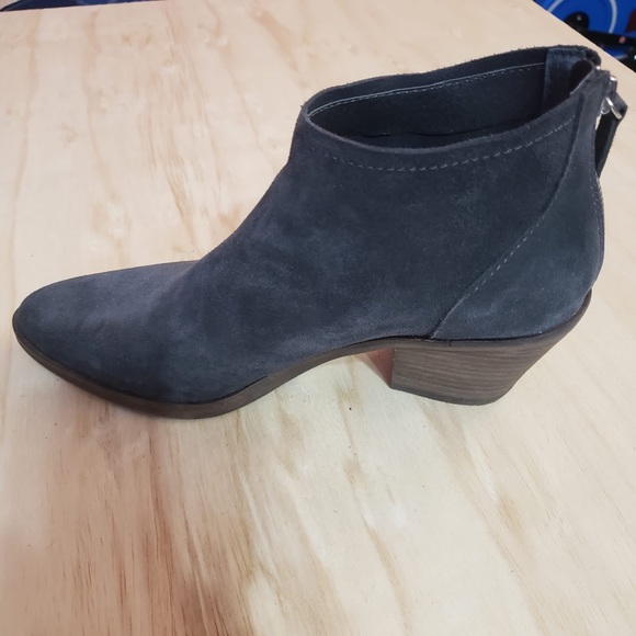 Dolce Vita gray suede boots worn once - Picture 3 of 6